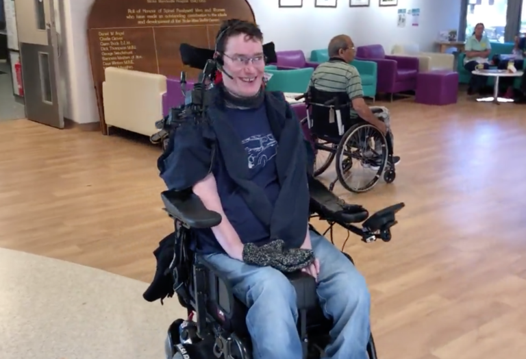 GyroSet™ Vigo The future of wheelchair head control